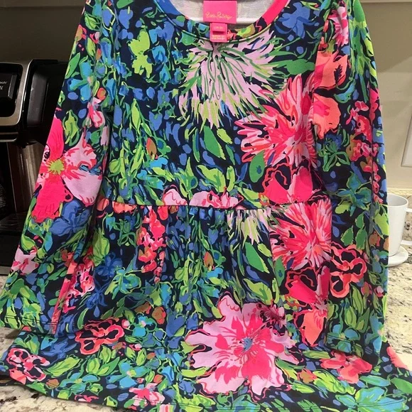 Lily Pulitzer girls size S (4-5) dress and Rare mommy’s matching jacket size S - Picture 8 of 10